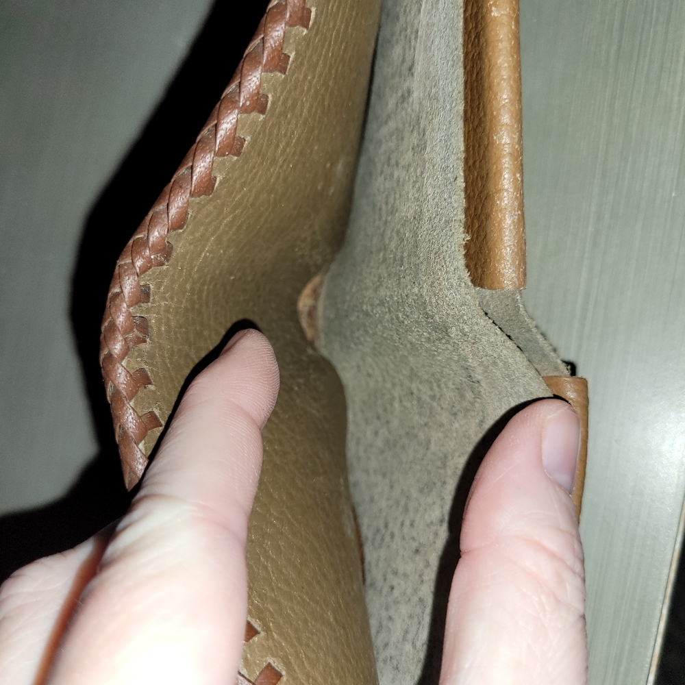 Vintage Tooled Leather Wallet - Picture 5 of 8